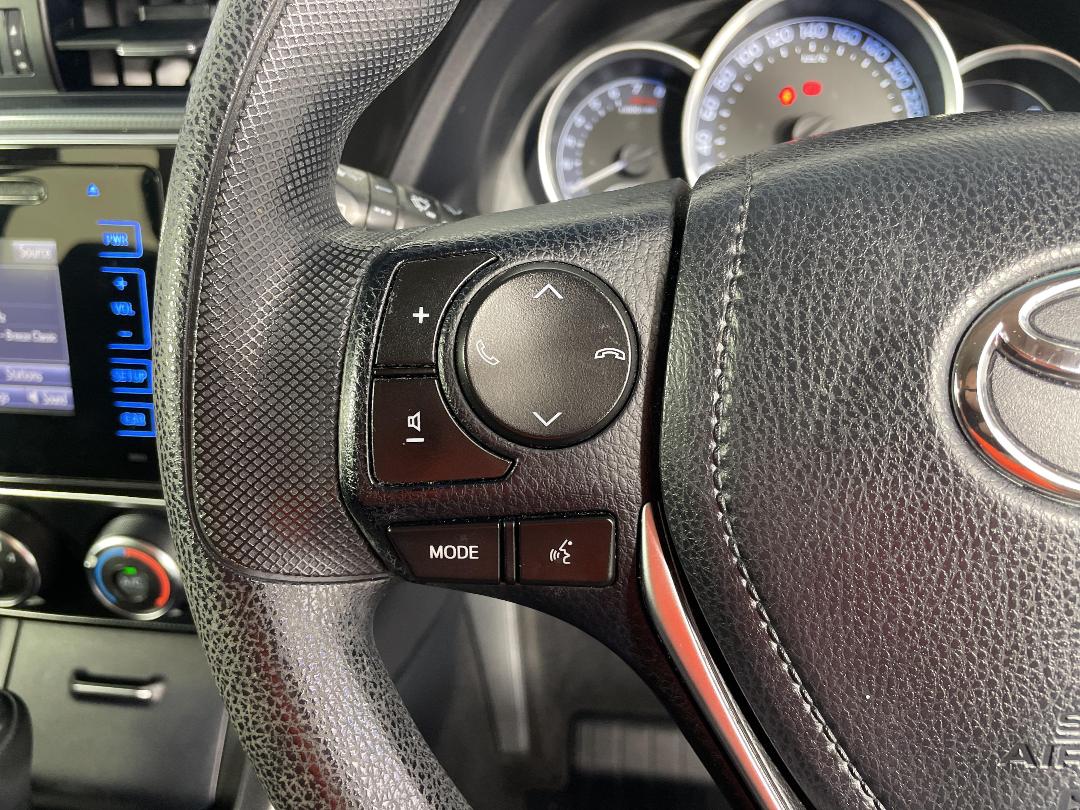 Photo '23' of Toyota Corolla