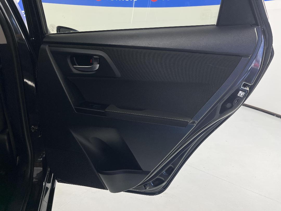 Photo '19' of Toyota Corolla