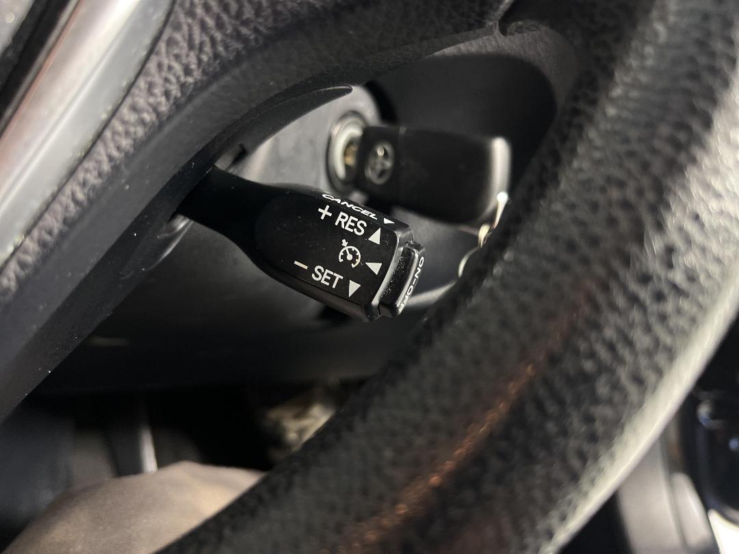 Photo '24' of Toyota Corolla