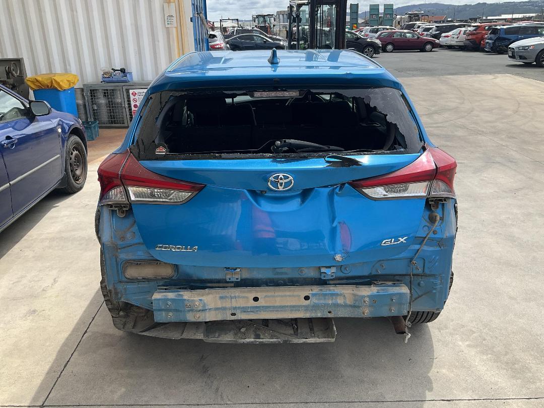 Photo '4' of Toyota Corolla GLX