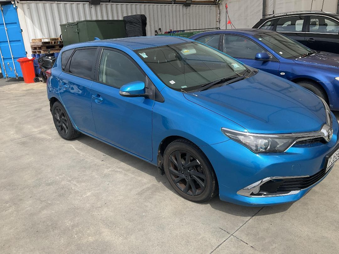 Photo '6' of Toyota Corolla GLX