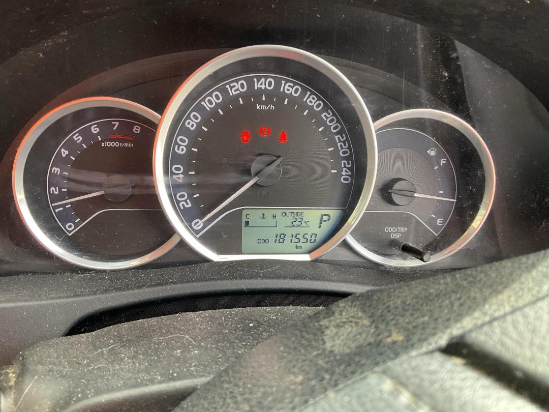 Photo '8' of Toyota Corolla GLX