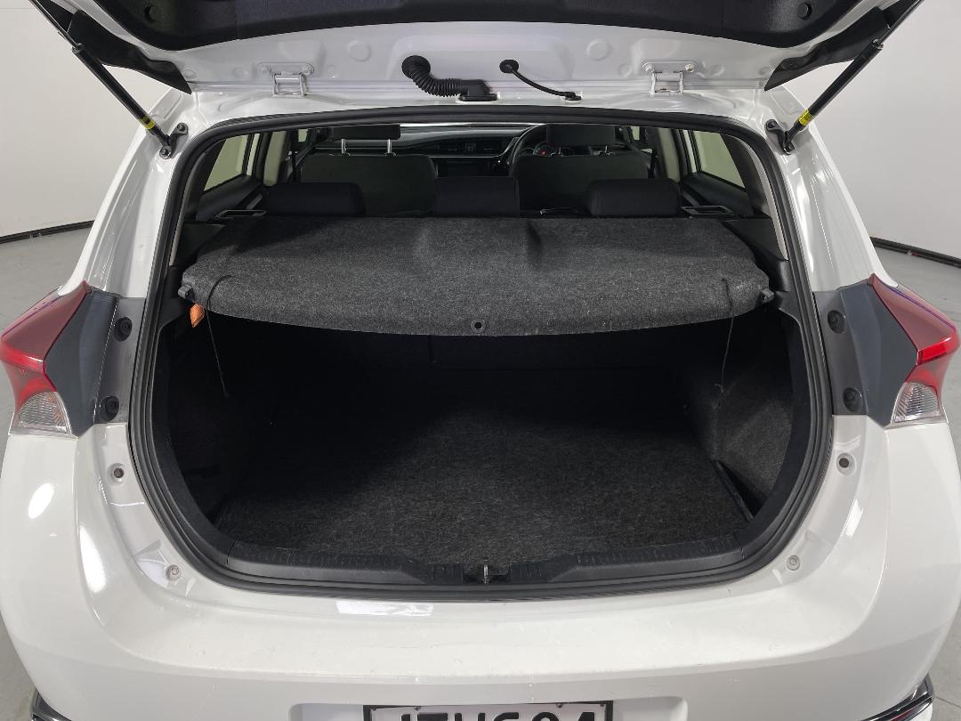 Photo '14' of Toyota Corolla