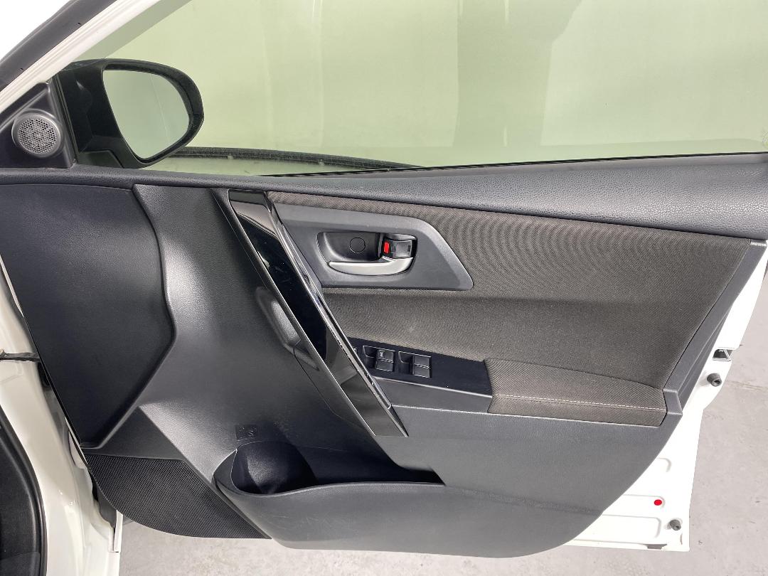 Photo '15' of Toyota Corolla