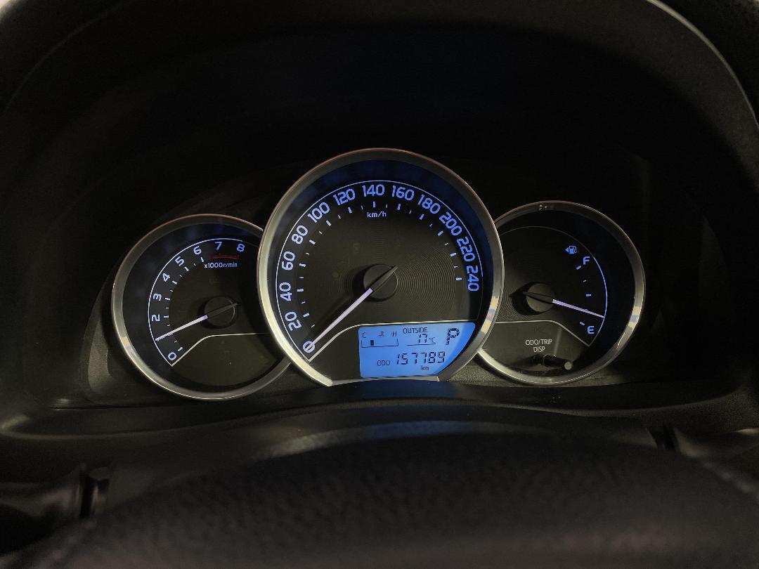 Photo '21' of Toyota Corolla