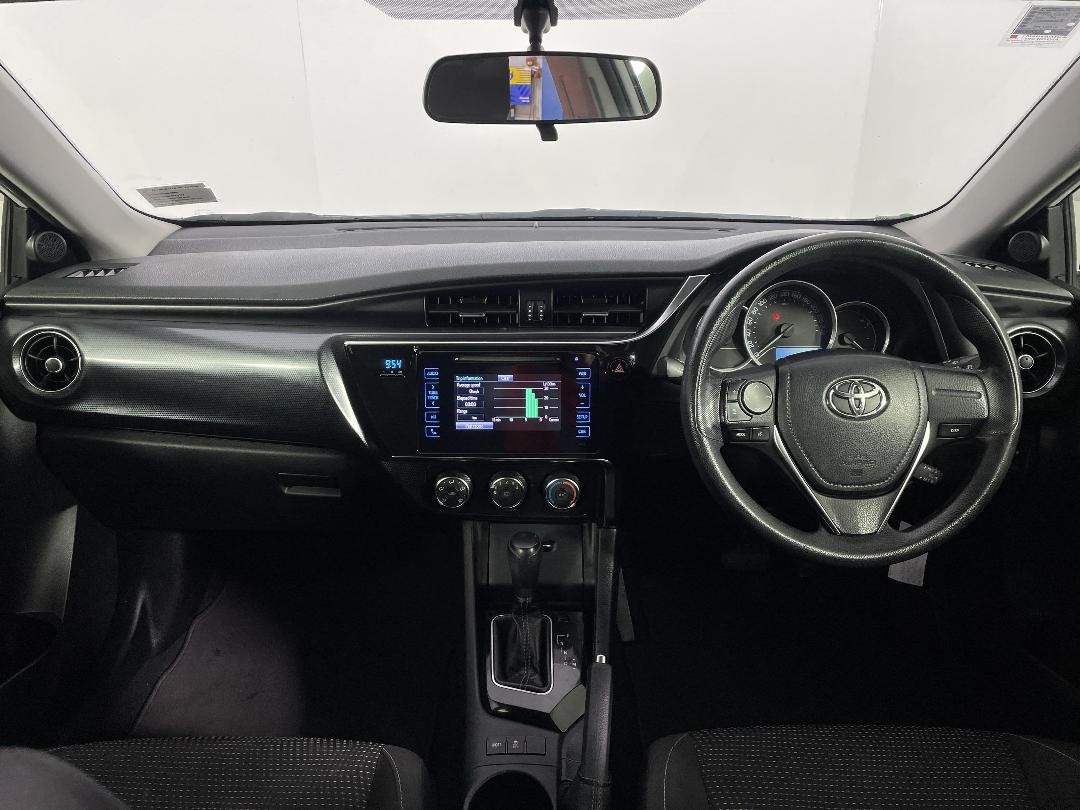 Photo '17' of Toyota Corolla