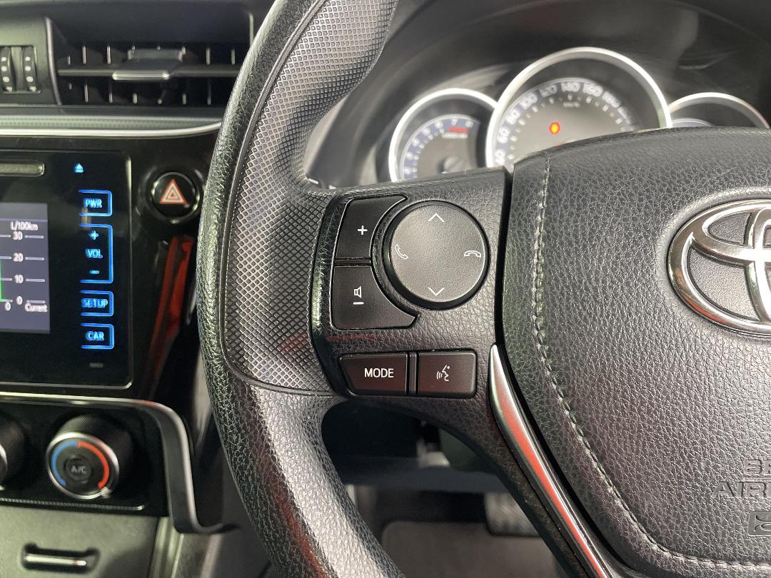 Photo '25' of Toyota Corolla