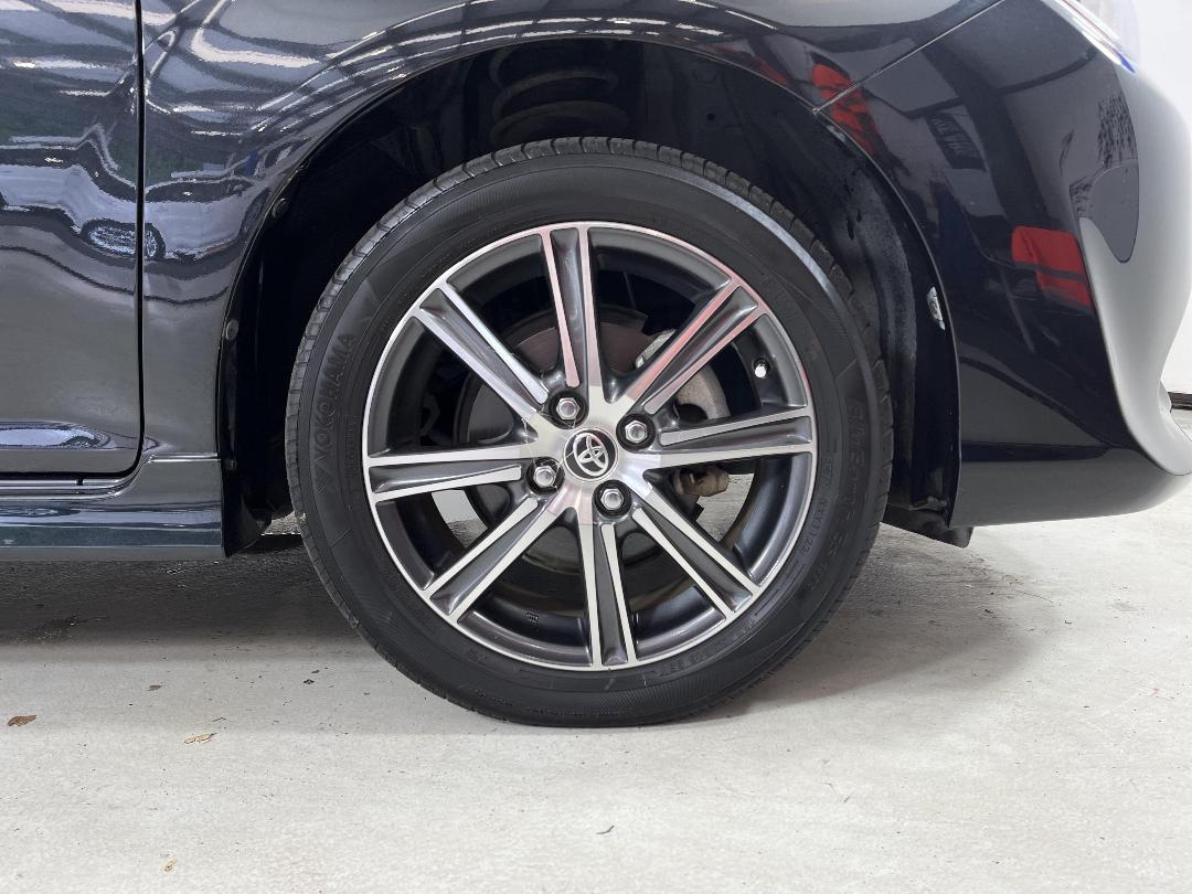 Photo '9' of Toyota Corolla