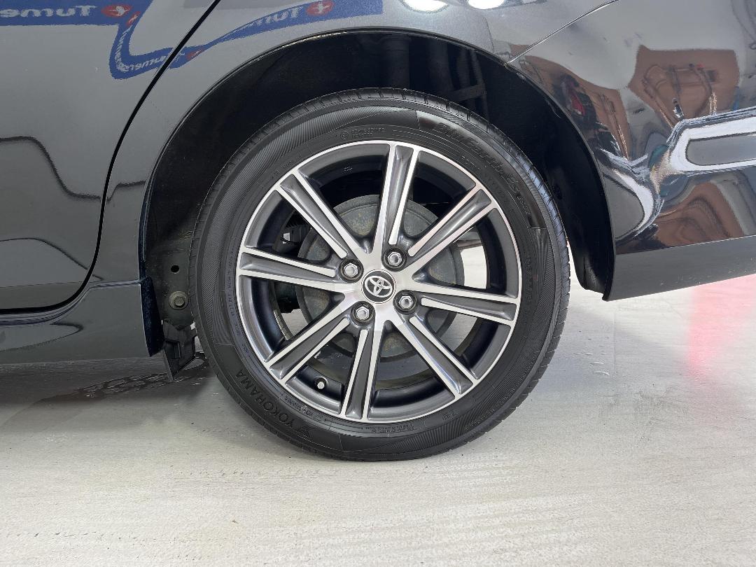 Photo '11' of Toyota Corolla