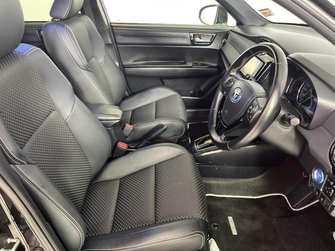 Photo '16' of Toyota Corolla