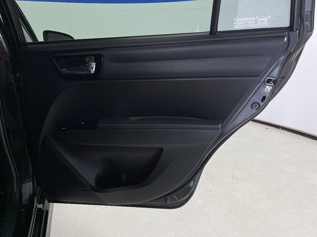 Photo '19' of Toyota Corolla