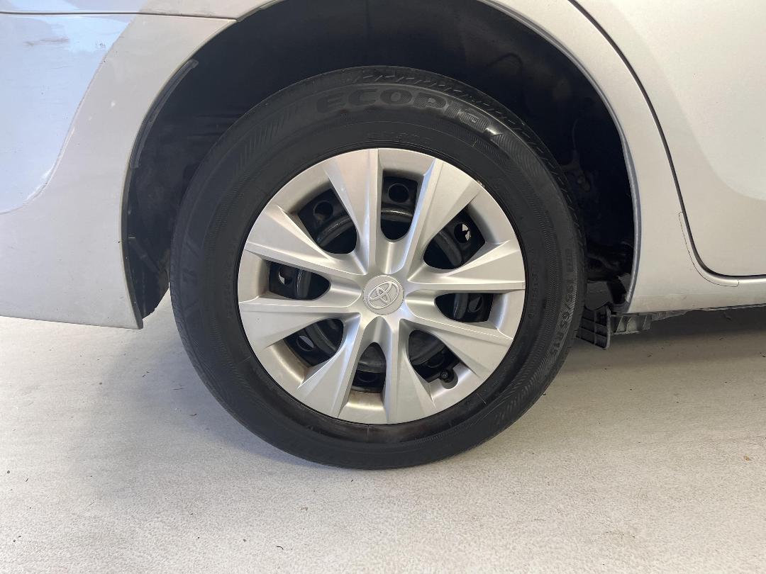 Photo '12' of Toyota Corolla