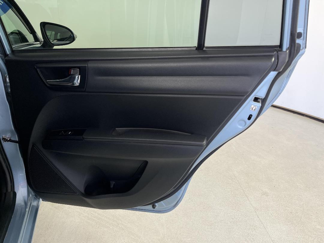 Photo '19' of Toyota Corolla