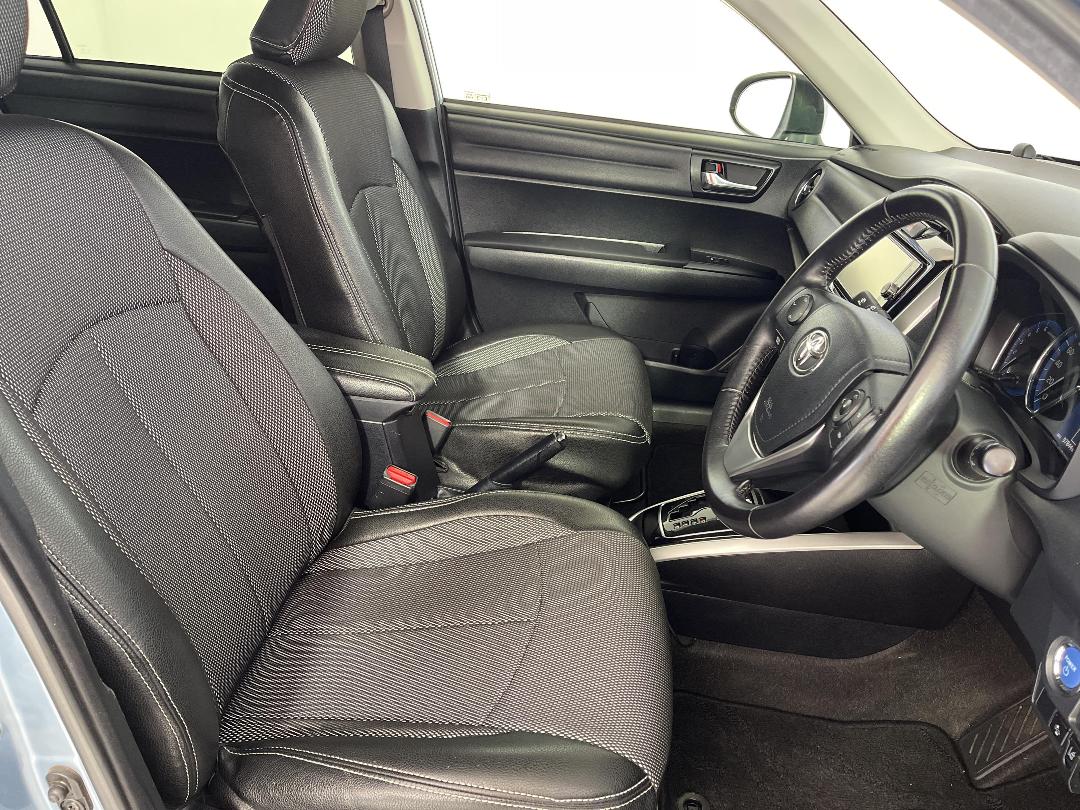 Photo '16' of Toyota Corolla