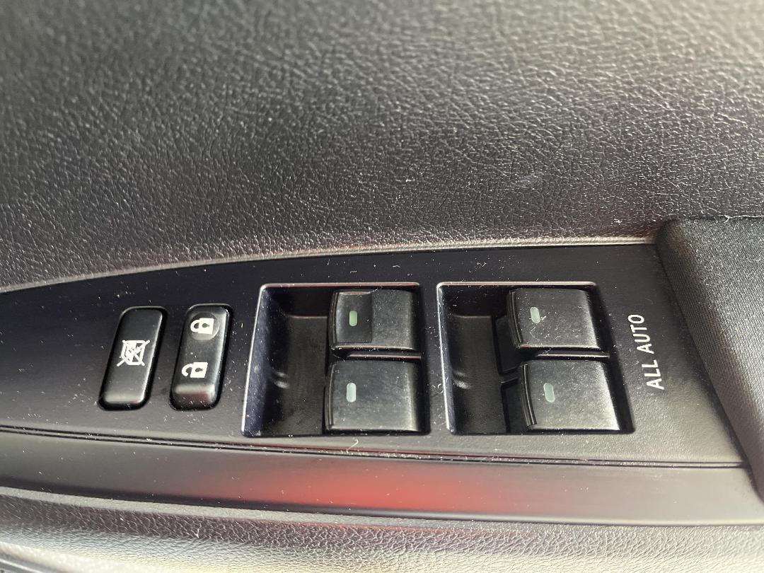 Photo '26' of Toyota Corolla