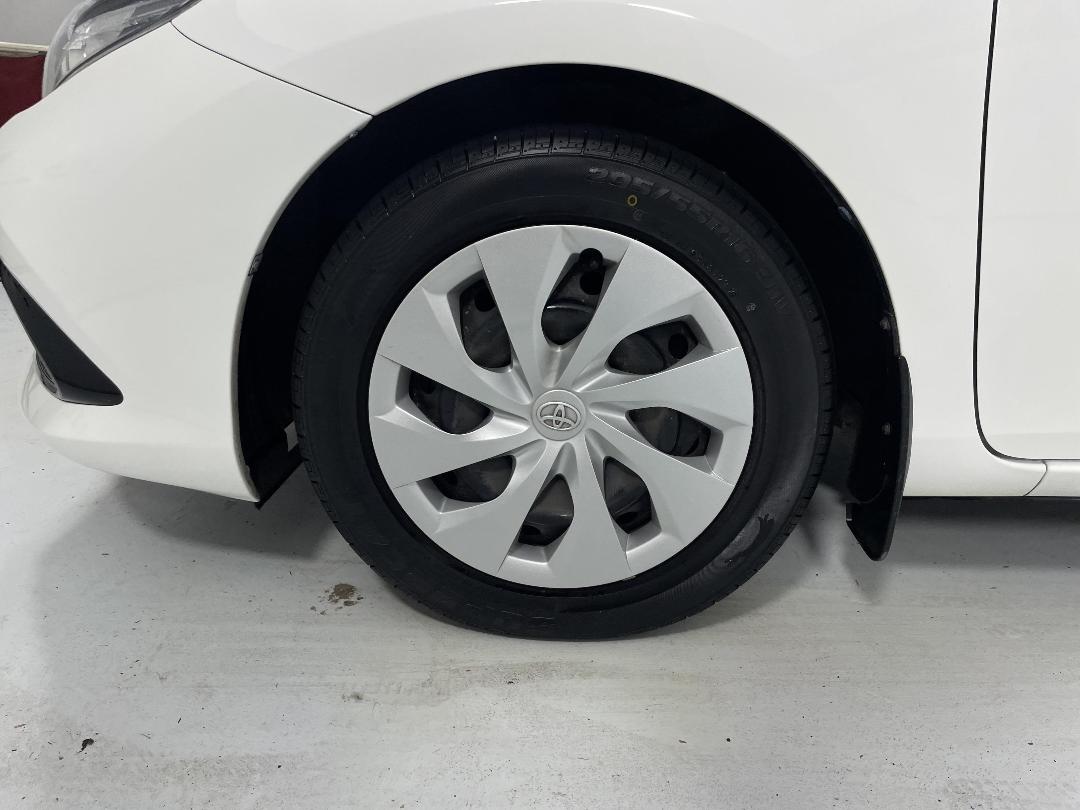 Photo '10' of Toyota Corolla