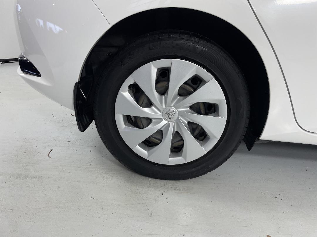 Photo '12' of Toyota Corolla