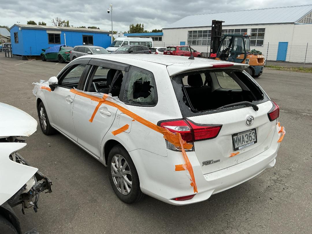 Photo '4' of Toyota Corolla Fielder Photo '4' of Toyota Corolla Fielder