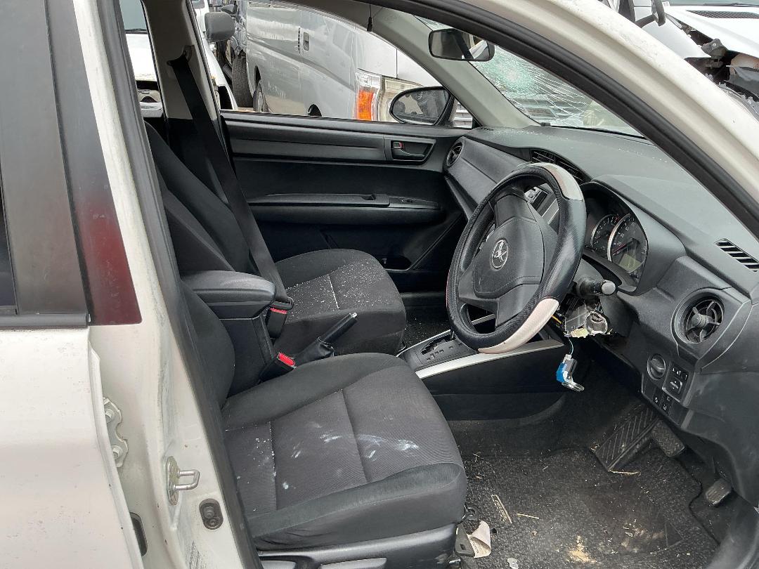 Photo '15' of Toyota Corolla Fielder Photo '15' of Toyota Corolla Fielder