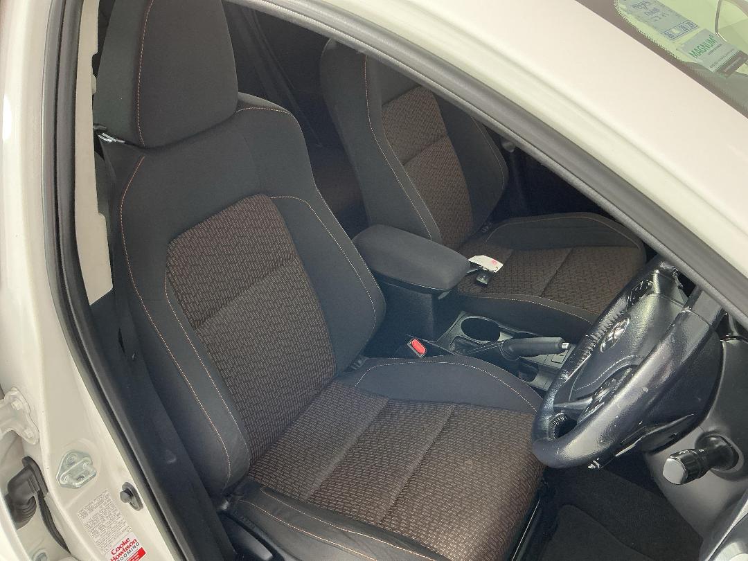 Photo '31' of Toyota Corolla