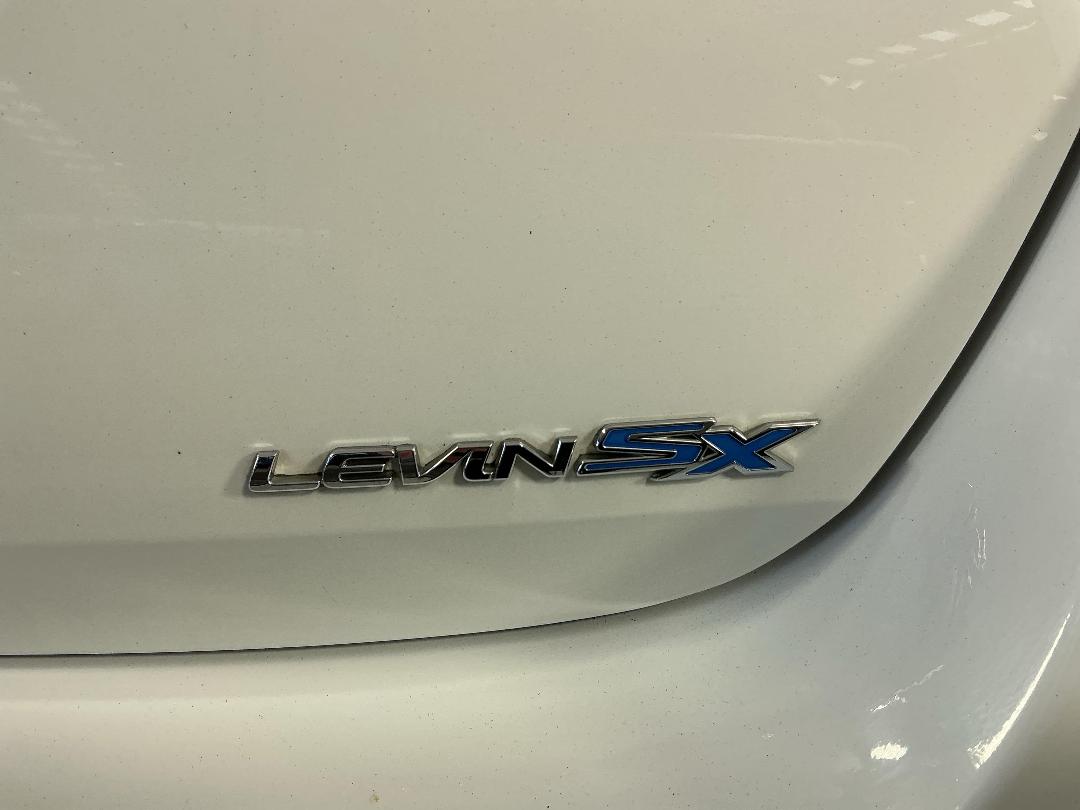 Photo '30' of Toyota Corolla