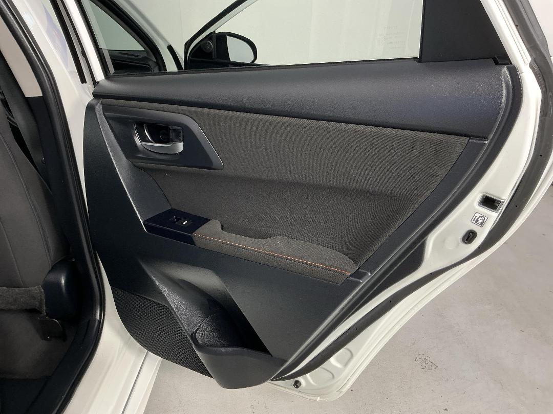 Photo '19' of Toyota Corolla