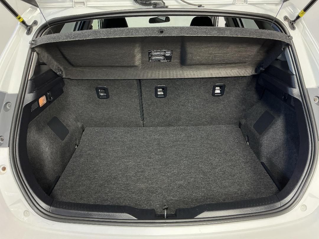 Photo '14' of Toyota Corolla