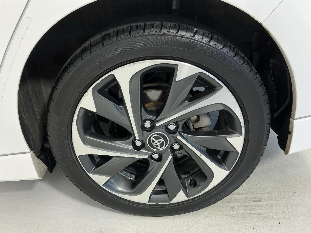 Photo '11' of Toyota Corolla