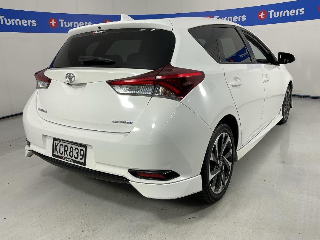 Photo '7' of Toyota Corolla