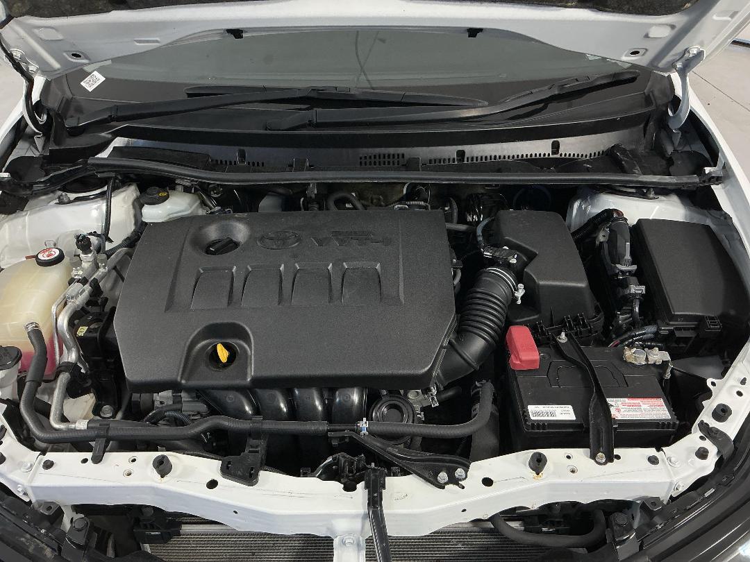 Photo '13' of Toyota Corolla