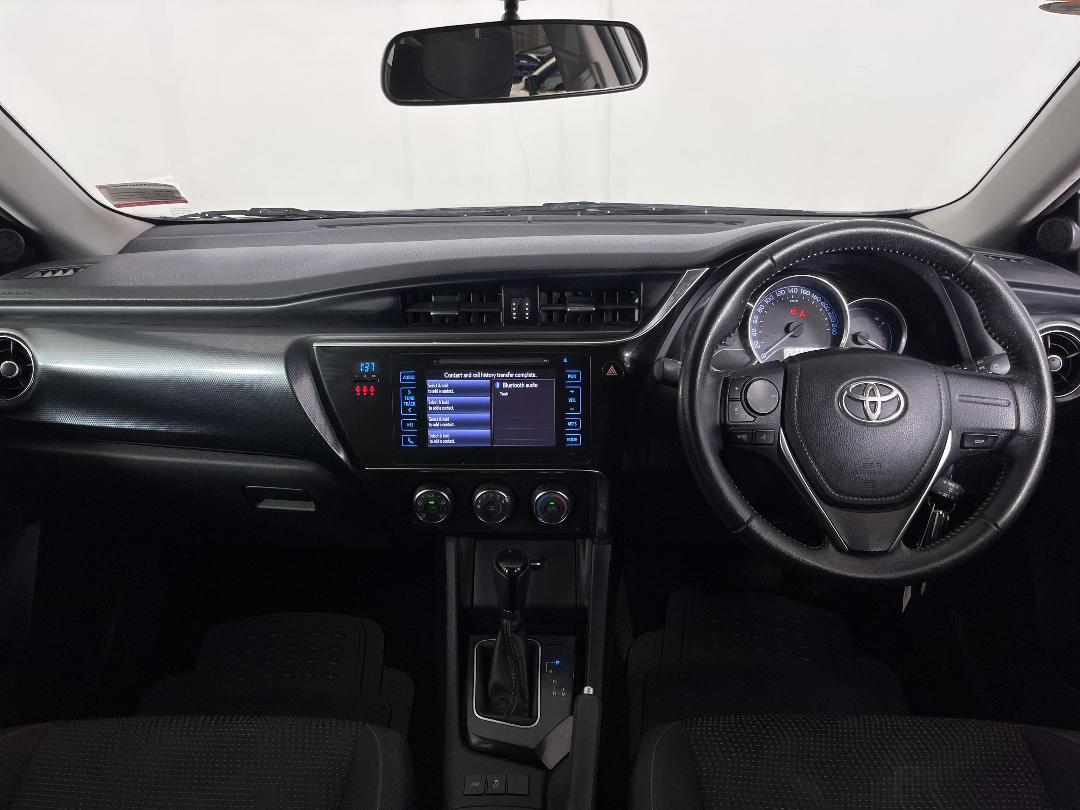Photo '17' of Toyota Corolla