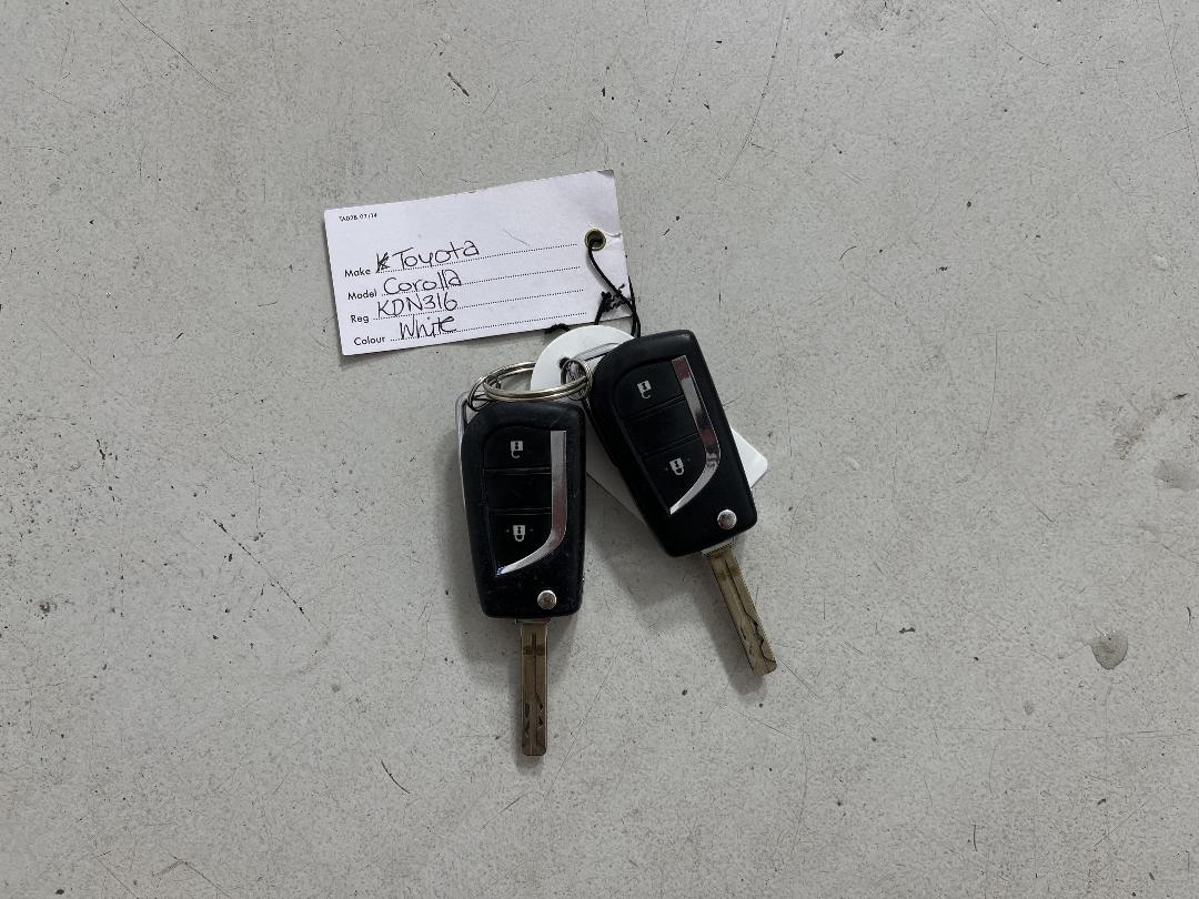 Photo '22' of Toyota Corolla