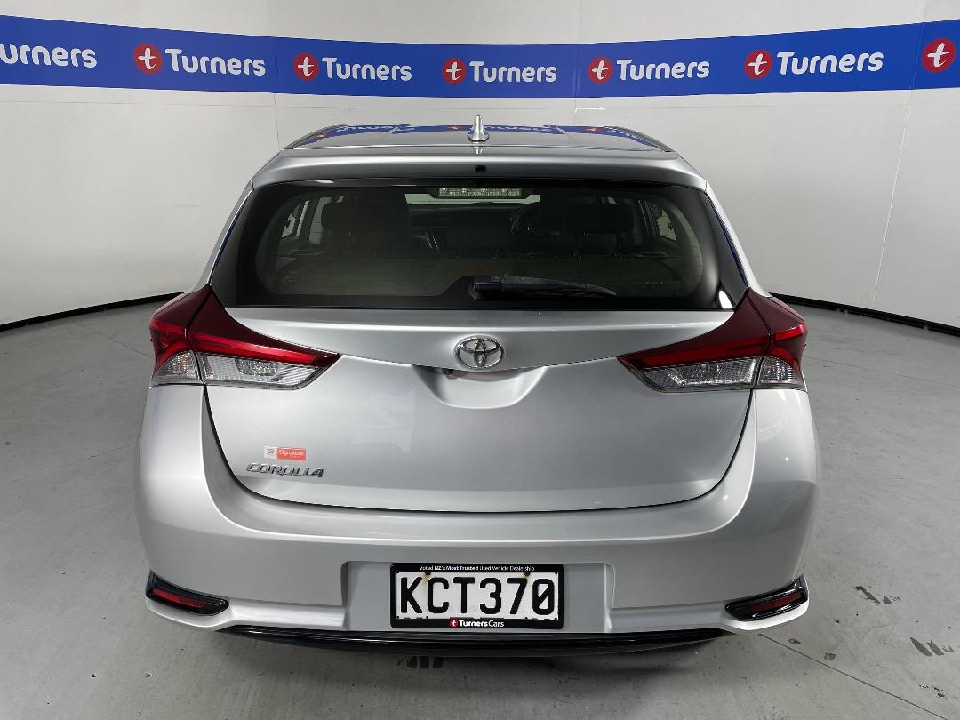 Photo '6' of Toyota Corolla