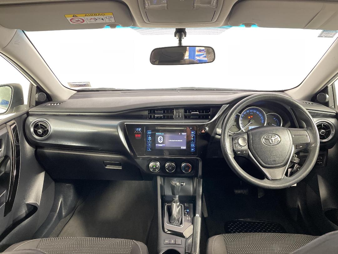 Photo '17' of Toyota Corolla