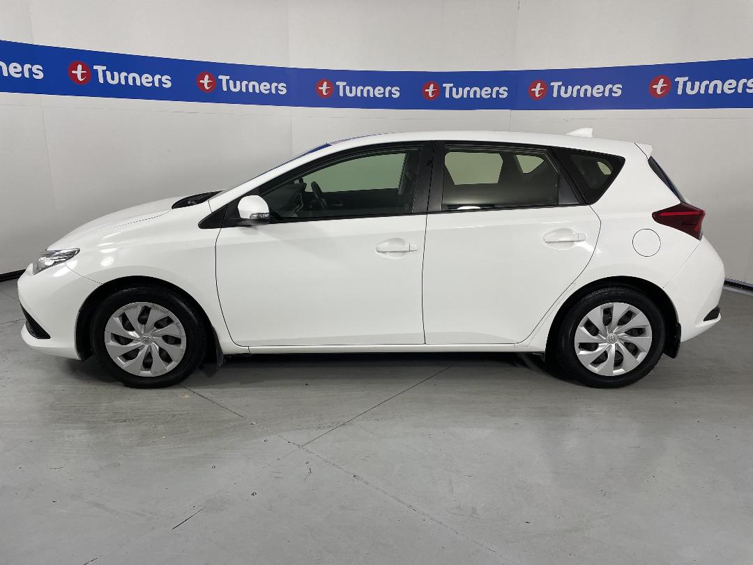 Photo '29' of Toyota Corolla