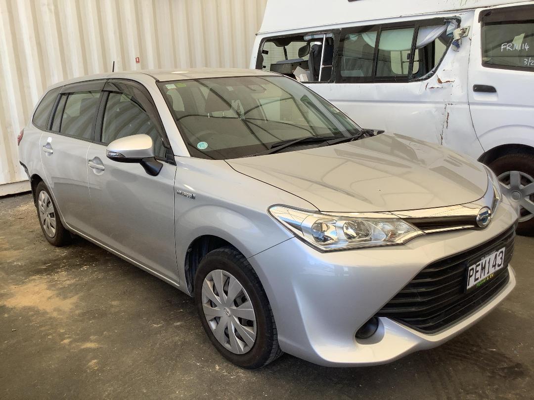 Photo '2' of Toyota Corolla Fielder