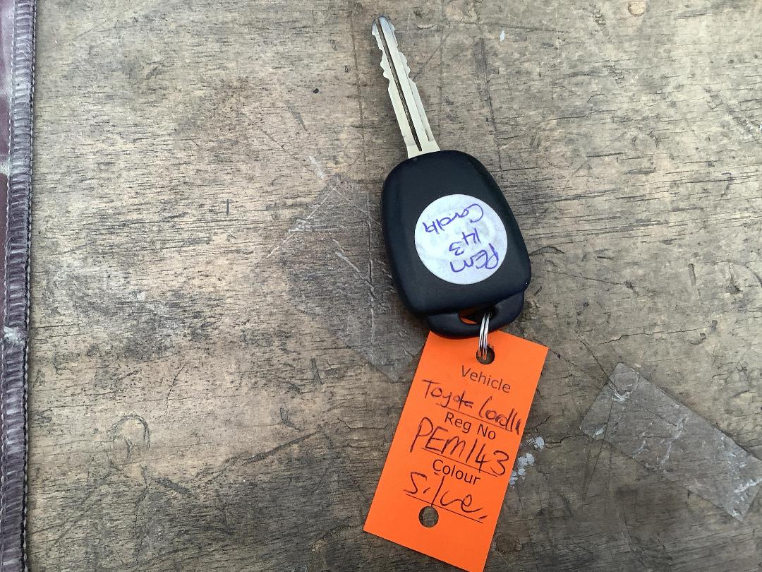 Photo '17' of Toyota Corolla Fielder