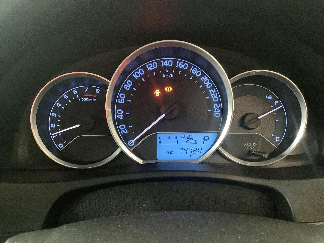 Photo '15' of Toyota Corolla GX