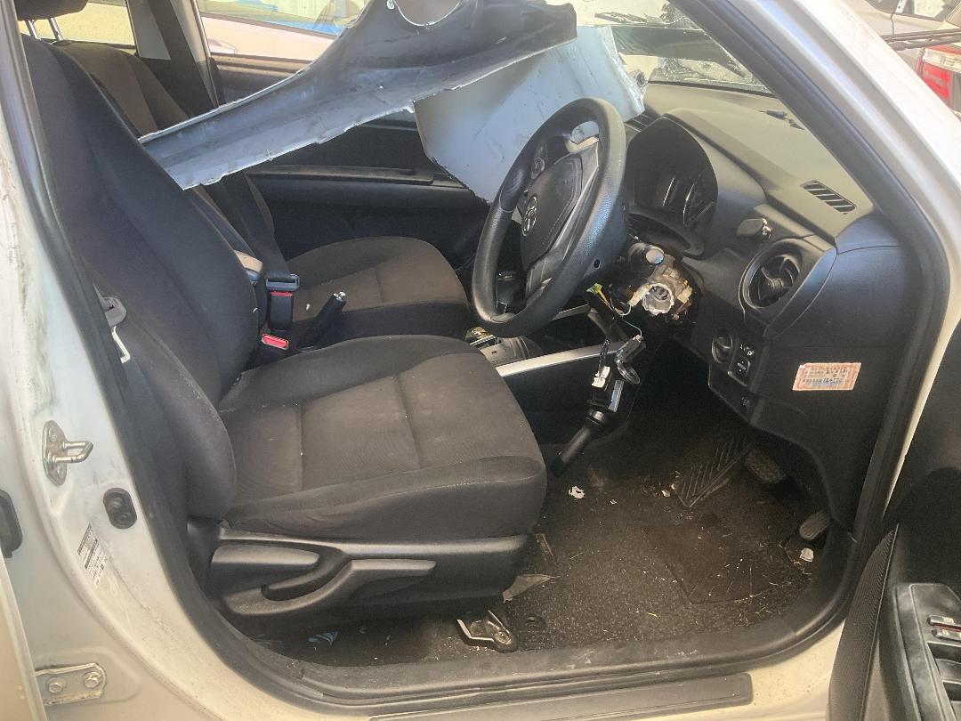 Photo '19' of Toyota Corolla Flelder Hybrid