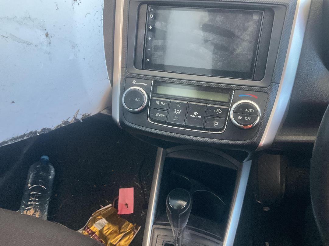 Photo '22' of Toyota Corolla Flelder Hybrid