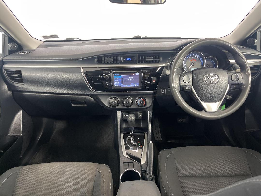 Photo '17' of Toyota Corolla Photo '17' of Toyota Corolla