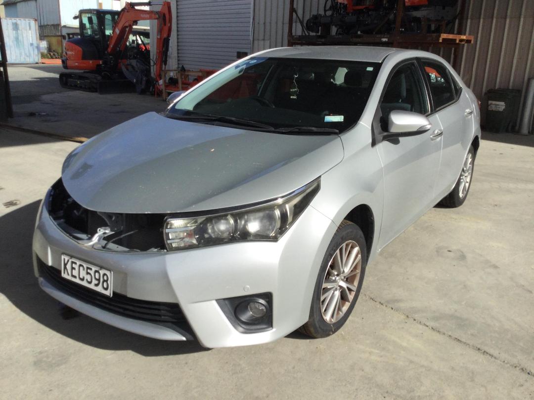 Photo '3' of Toyota Corolla GLX