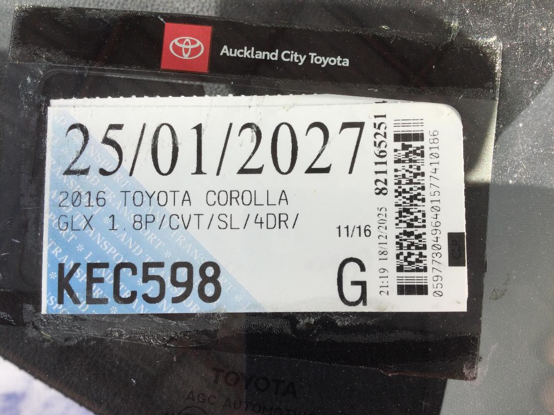 Photo '18' of Toyota Corolla GLX