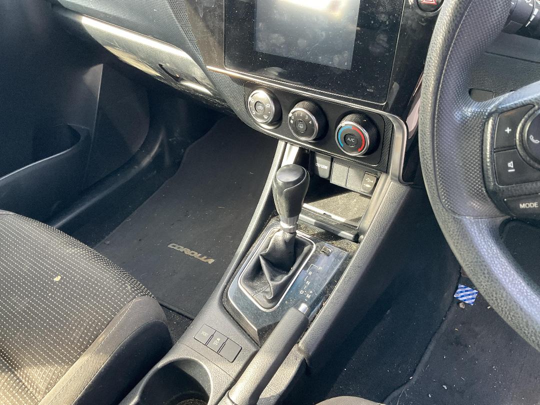 Photo '14' of Toyota Corolla GX