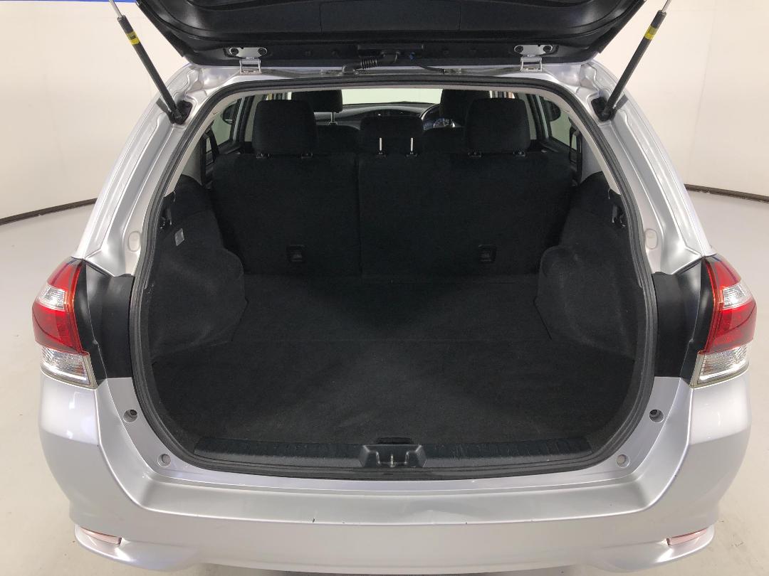 Photo '14' of Toyota Corolla