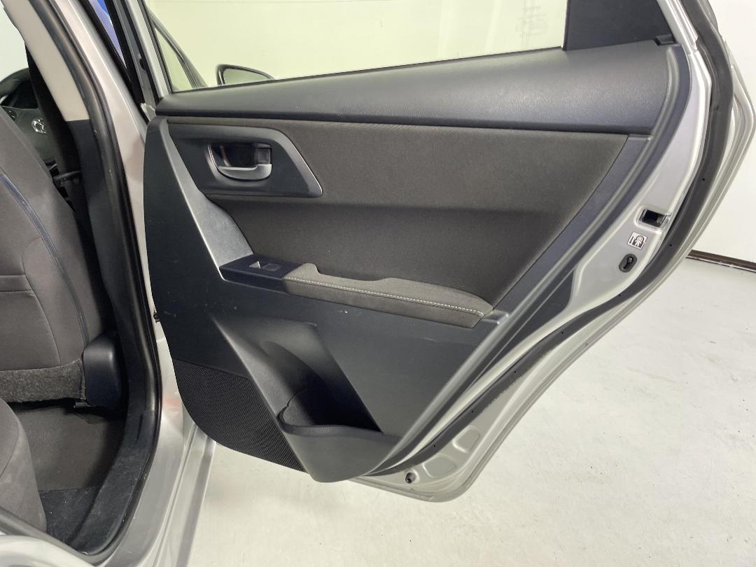 Photo '19' of Toyota Corolla