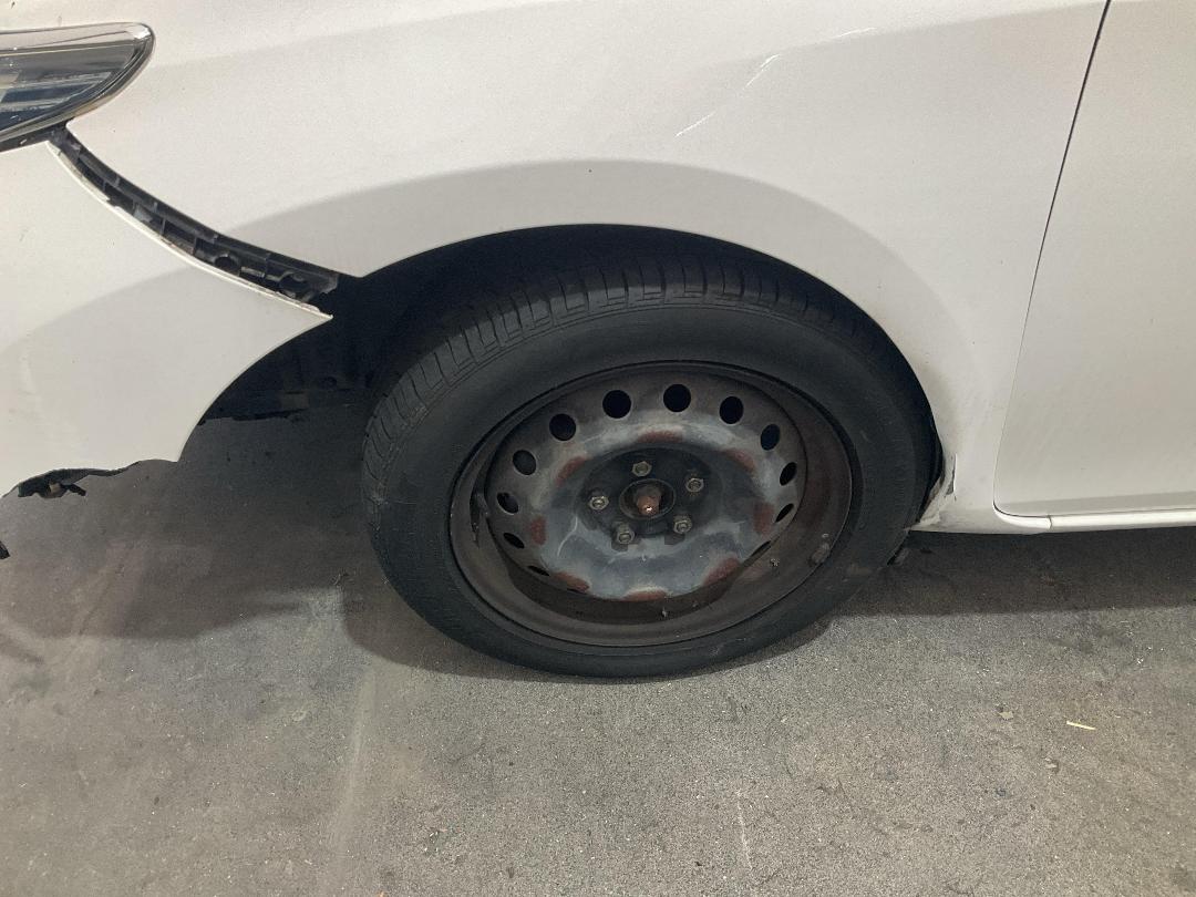 Photo '8' of Toyota Corolla GX