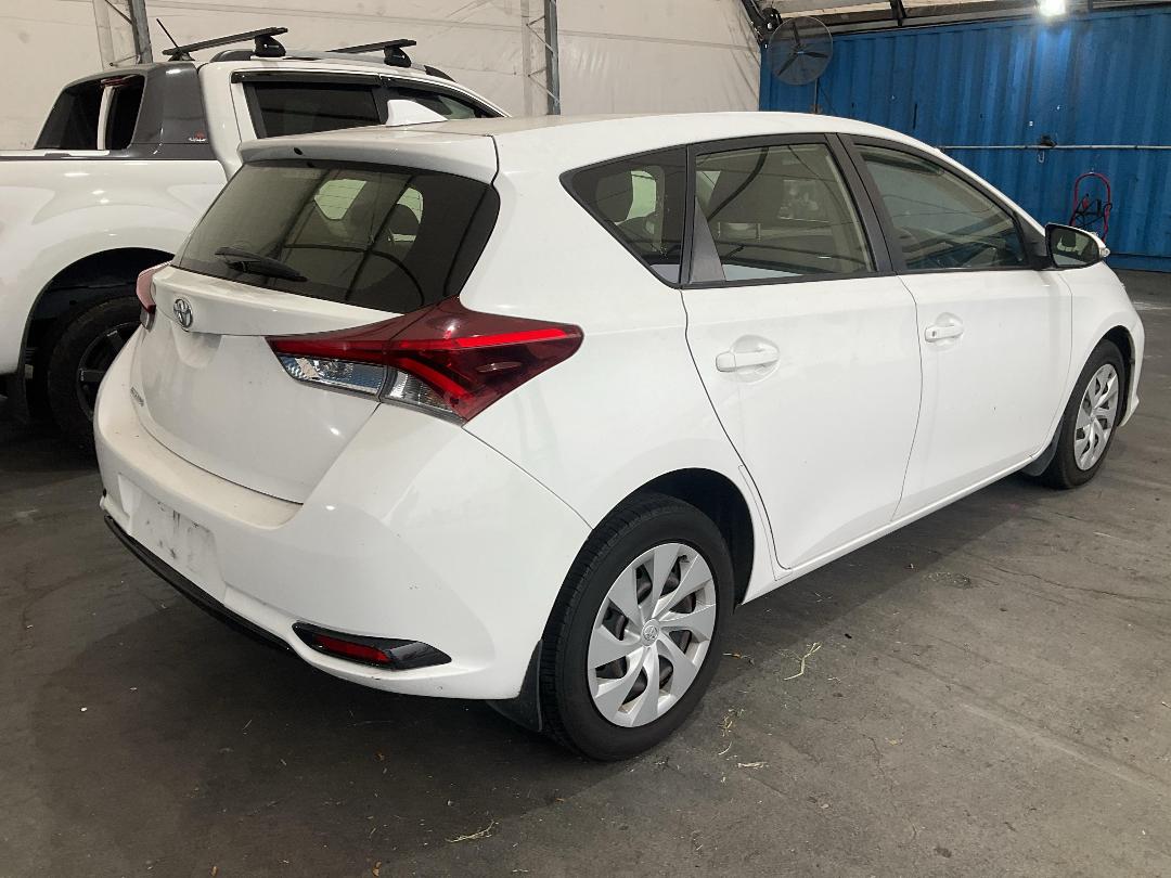 Photo '16' of Toyota Corolla GX