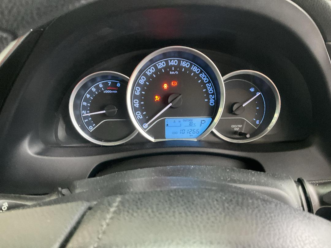 Photo '22' of Toyota Corolla GX