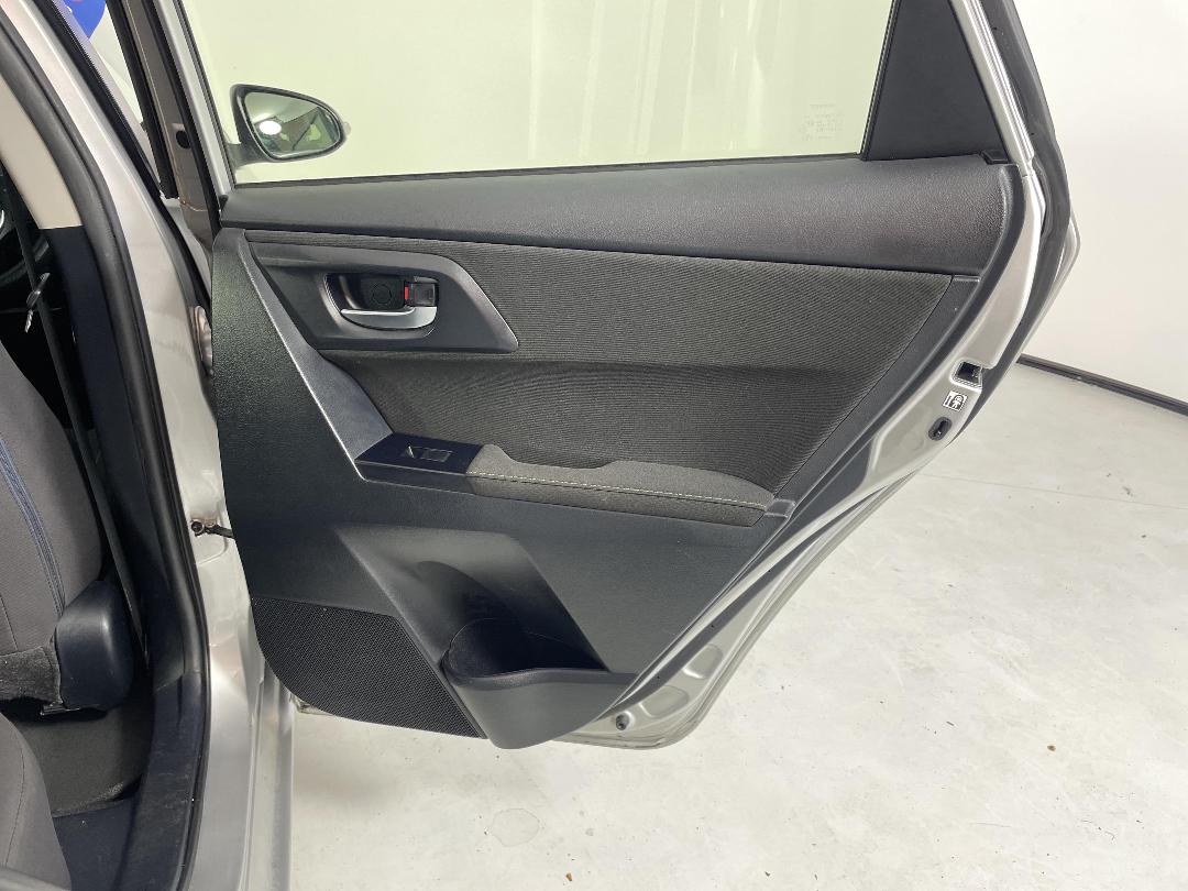 Photo '19' of Toyota Corolla